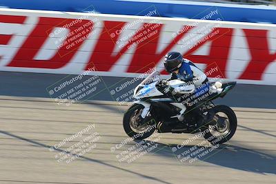 media/Jan-21-2022-Fastrack Riders (Fri) [[90b5309cc6]]/Level 1/Session 1 Front Straight/